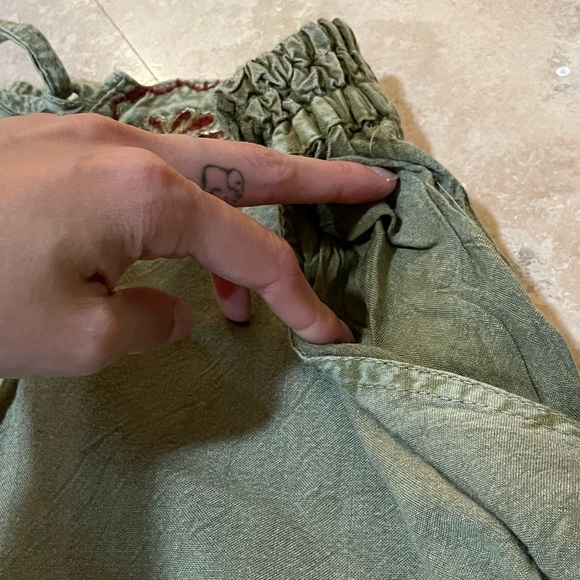 Free Flow Pants - Picture 2 of 6